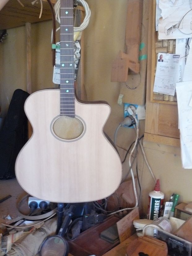 Luthier